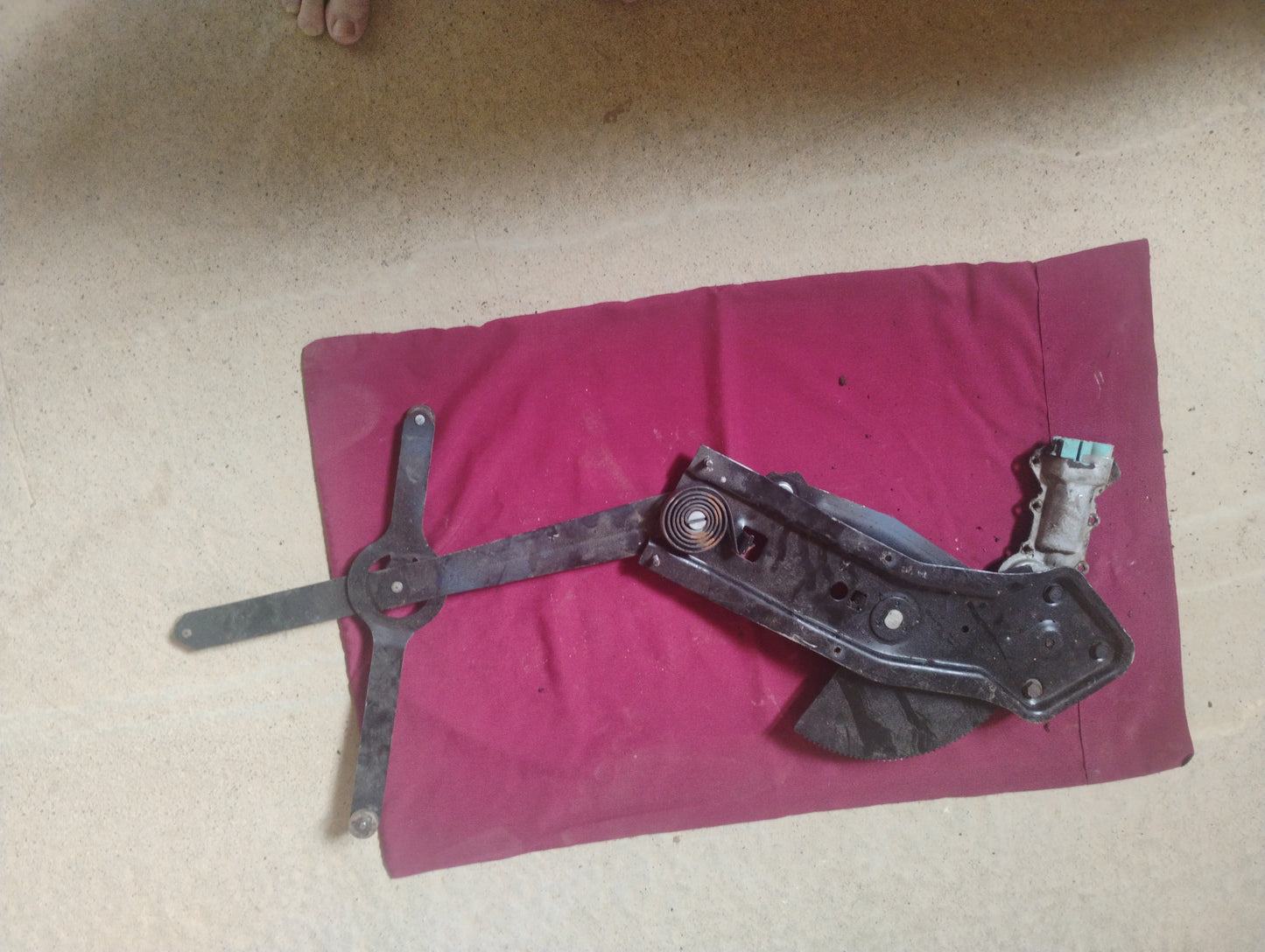 81-87 Chevy GMC C10 K10 Truck Power Window Regulator Driver Side Motor Assembly