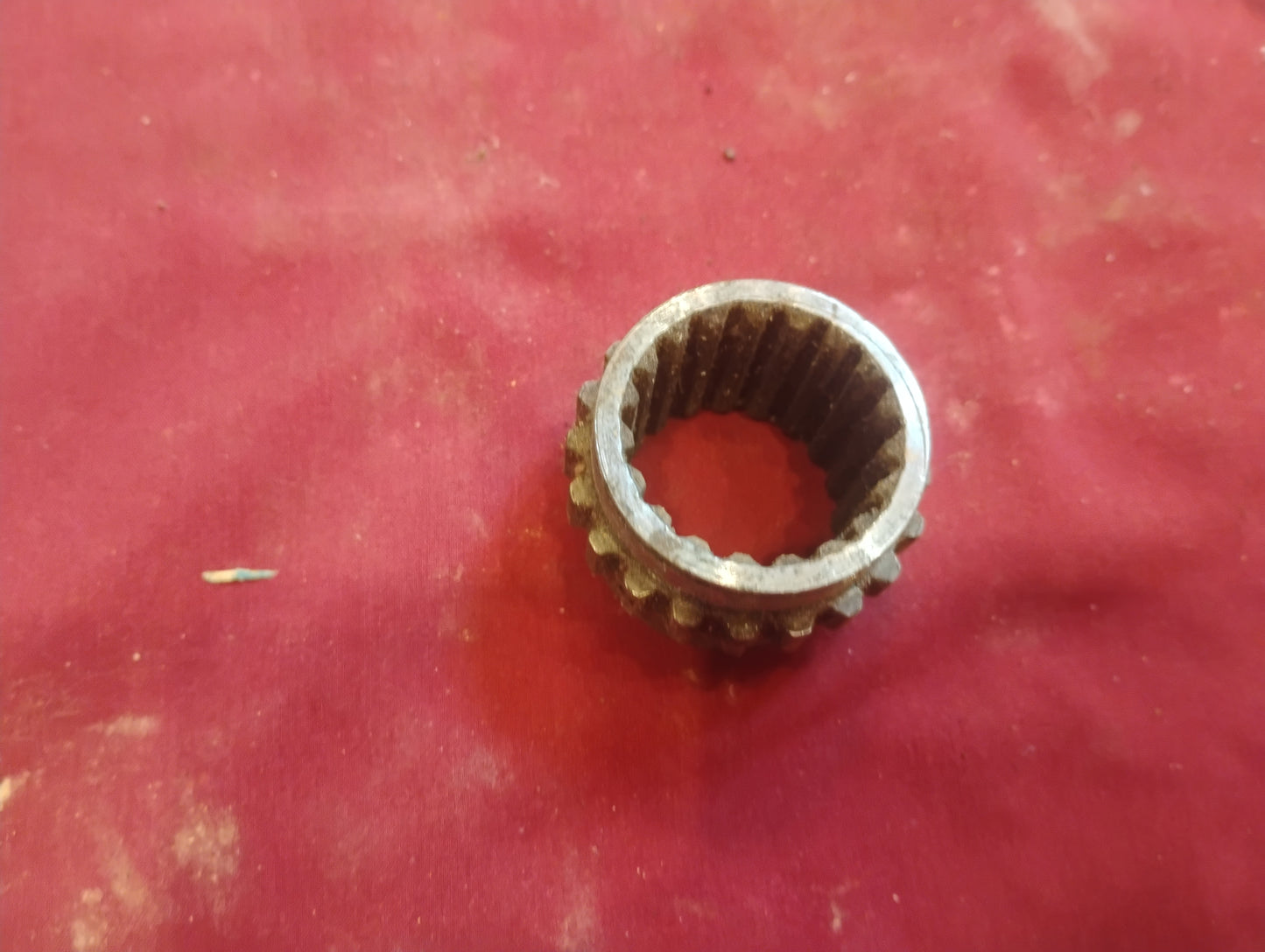 73-87 Chevy GMC 4x4 Front Locking Hub Gear K10 K20 Squarebody 4WD