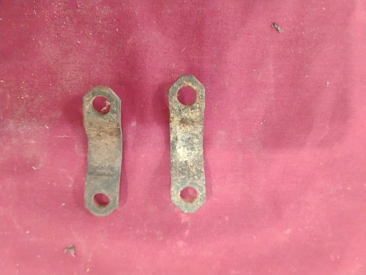 73-87 Chevy GMC C10 K10 Truck Rear Axle U-Bolt Straps OEM Squarebody Differential