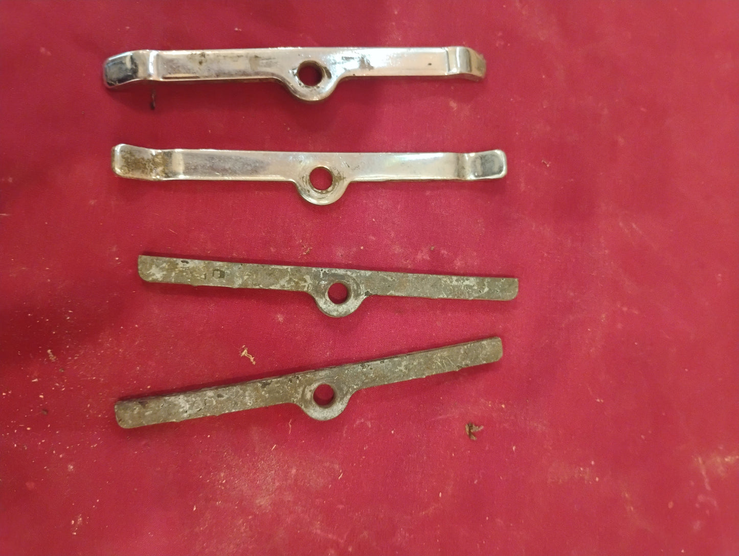 73-87 Chevy GMC C10 K10 Truck Valve Cover Hold Down Clamps Set Small Block OEM