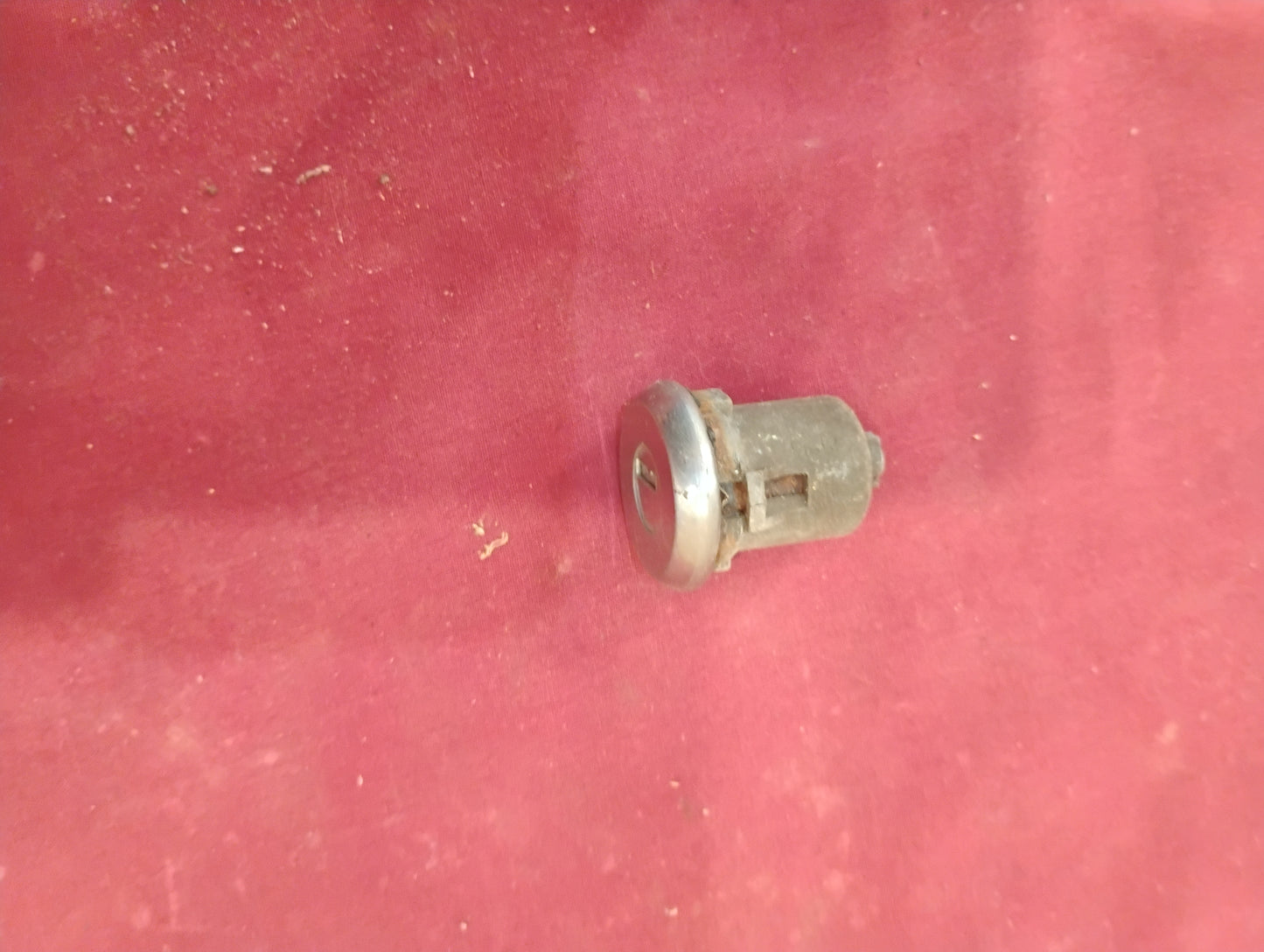 73-87 Chevy GMC C10 K10 Truck Door Lock Cylinder OEM Squarebody Single No Key