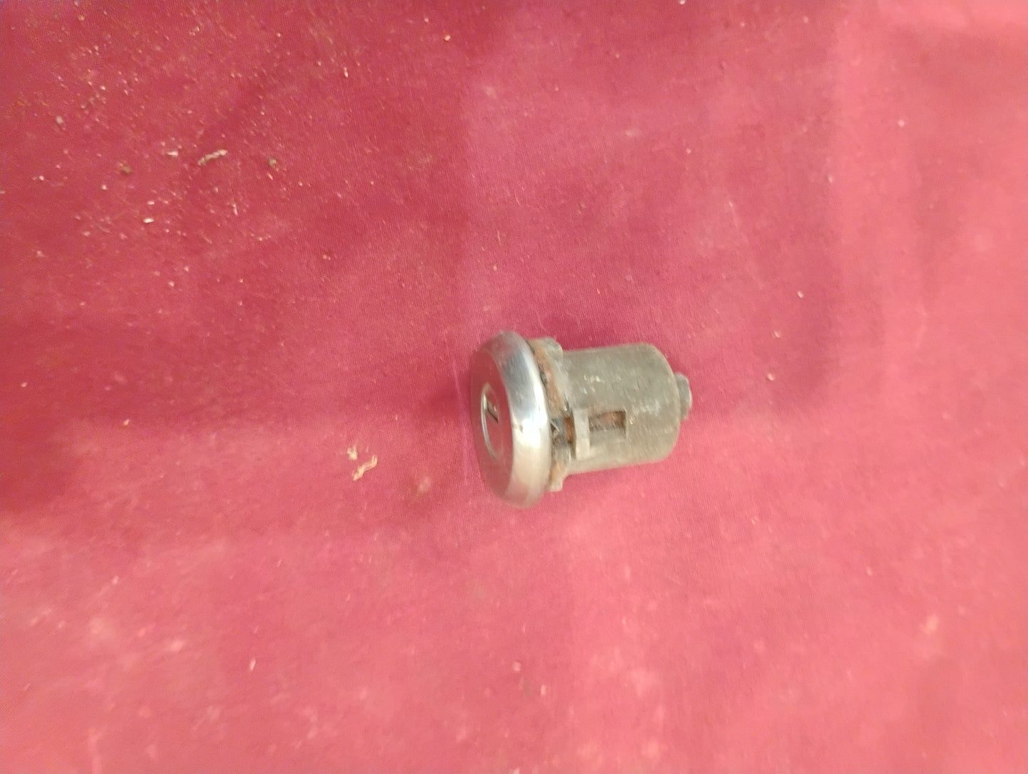 73-87 Chevy GMC C10 K10 Truck Door Lock Cylinder OEM Squarebody Single No Key