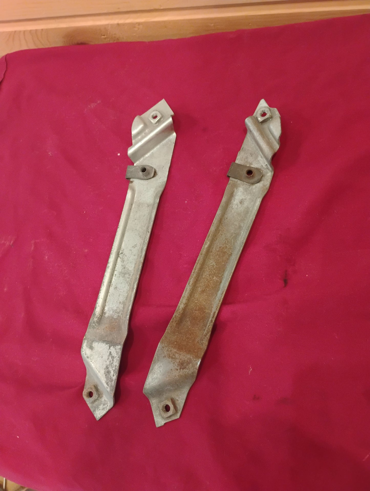 81-87 Chevy C10 K10 Truck Inner Door Reinforcement Brackets Pair Squarebody OEM