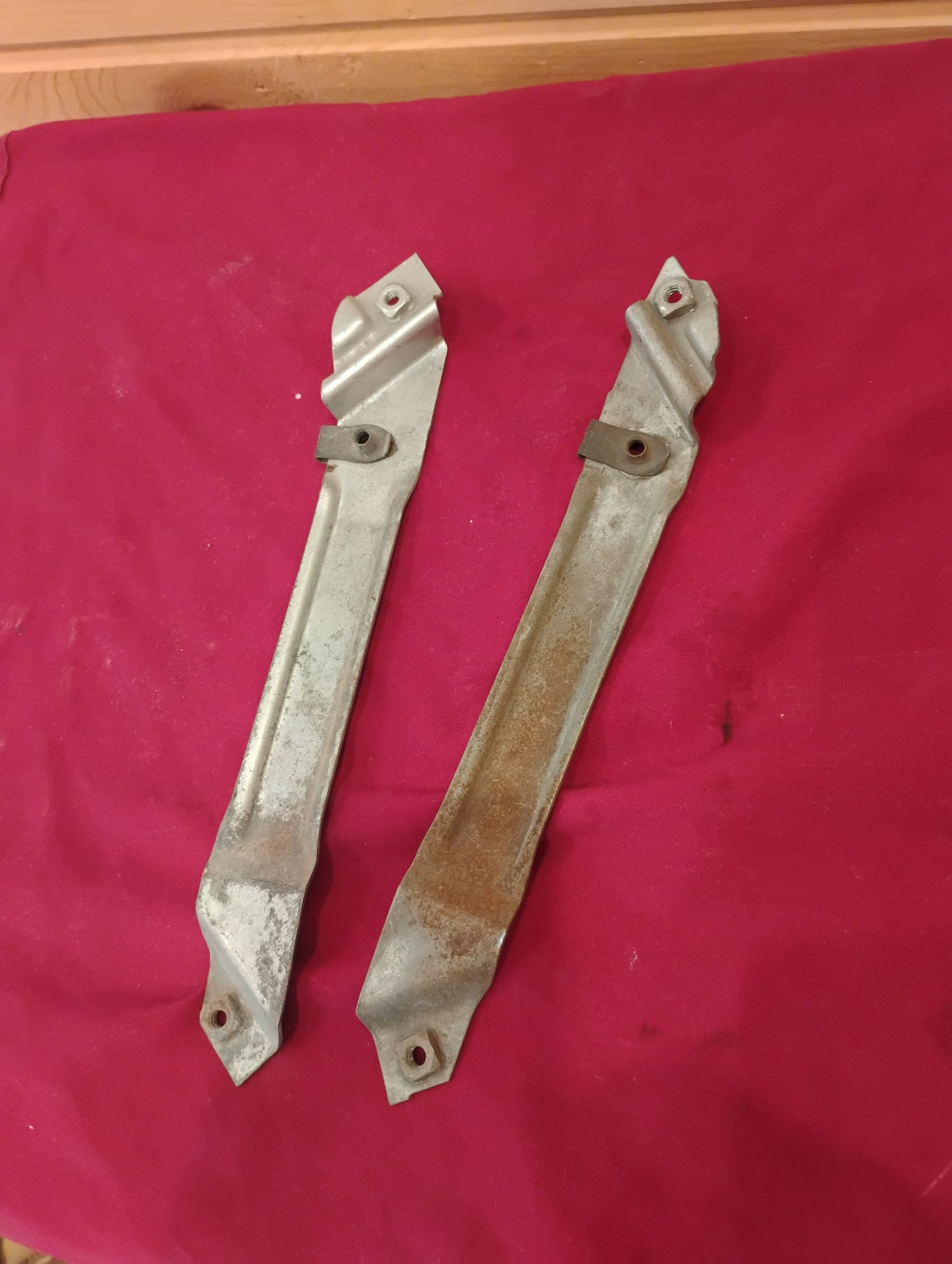 81-87 Chevy C10 K10 Truck Inner Door Reinforcement Brackets Pair Squarebody OEM