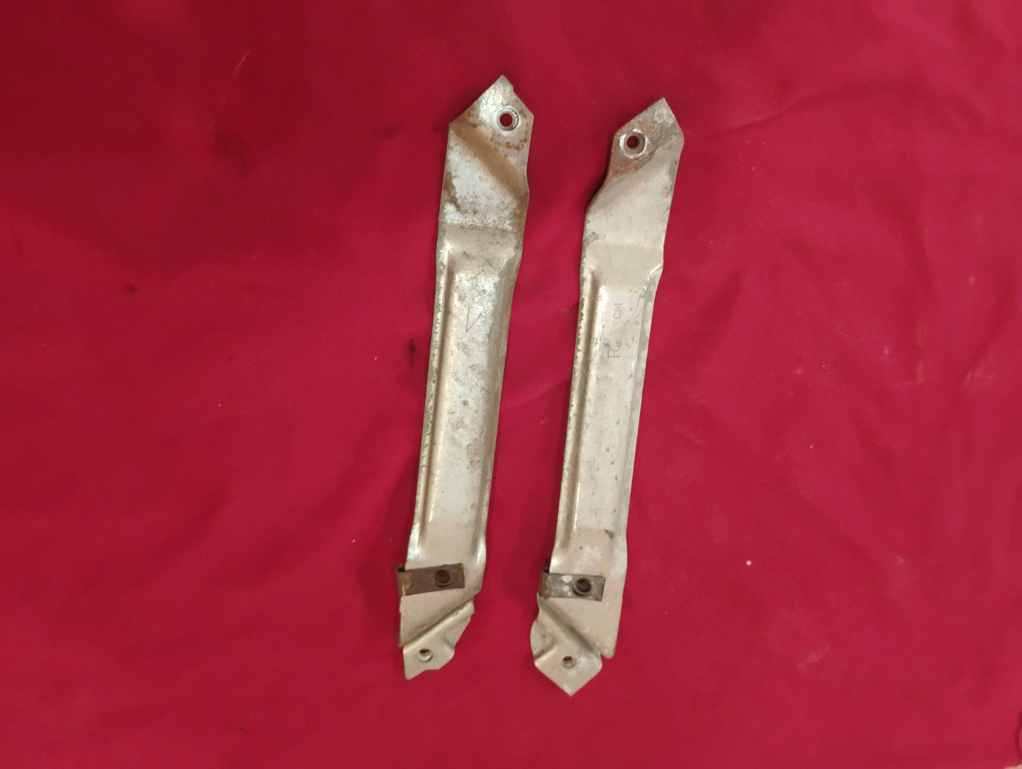 81-87 Chevy C10 K10 Truck Inner Door Reinforcement Brackets Pair Squarebody OEM