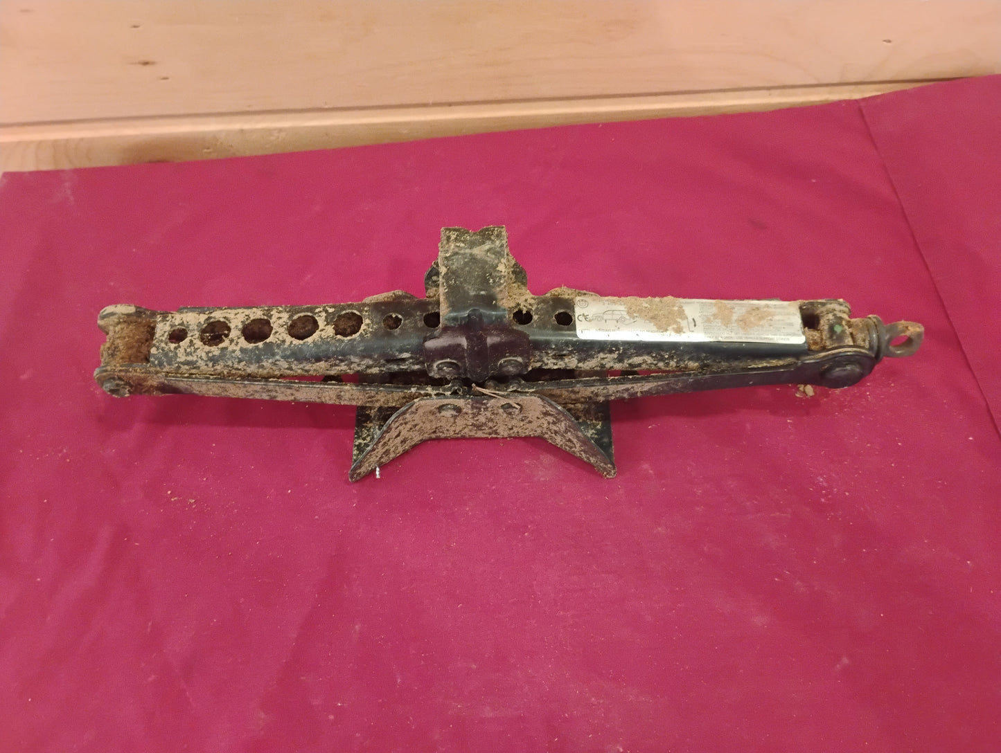 2004-2010 BMW X3 E83 OEM Factory Spare Tire Scissor Jack Lifting Tool 3403642